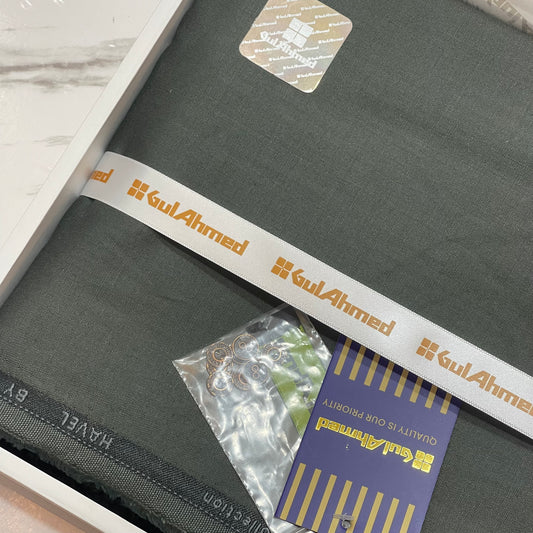 GulAhmed Men’s Gift Box – GRAY Unstitched Wash & Wear Suit