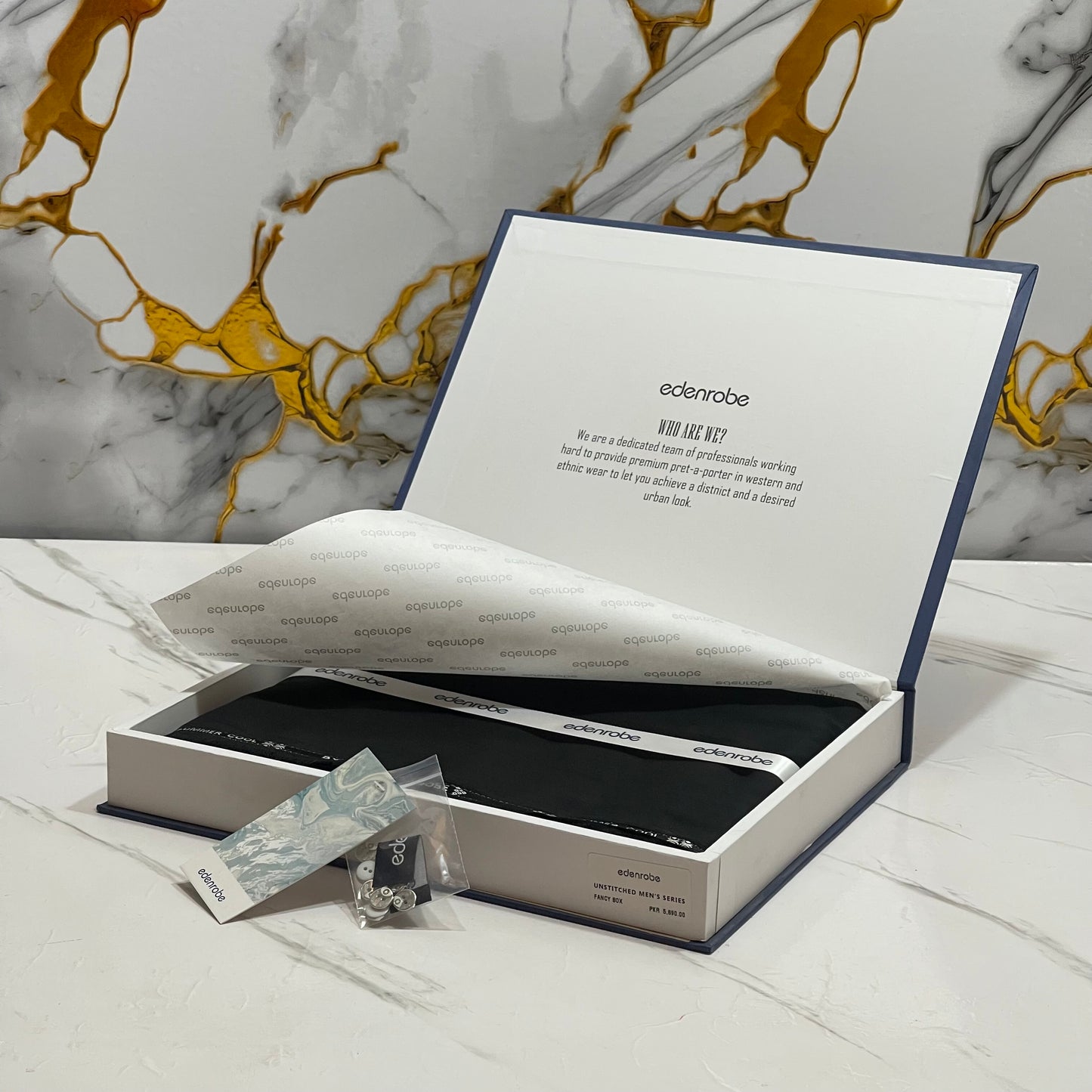 Edenrobe Men’s Gift Box –  BLACK Unstitched Wash & Wear Suit