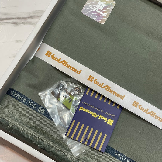 GulAhmed Men’s Gift Box – GREEN Unstitched Wash & Wear Suit