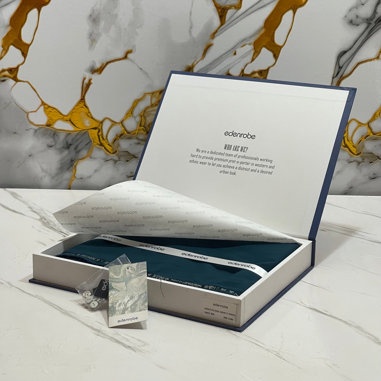 Edenrobe Men’s Gift Box – BLUE Unstitched Wash & Wear Suit