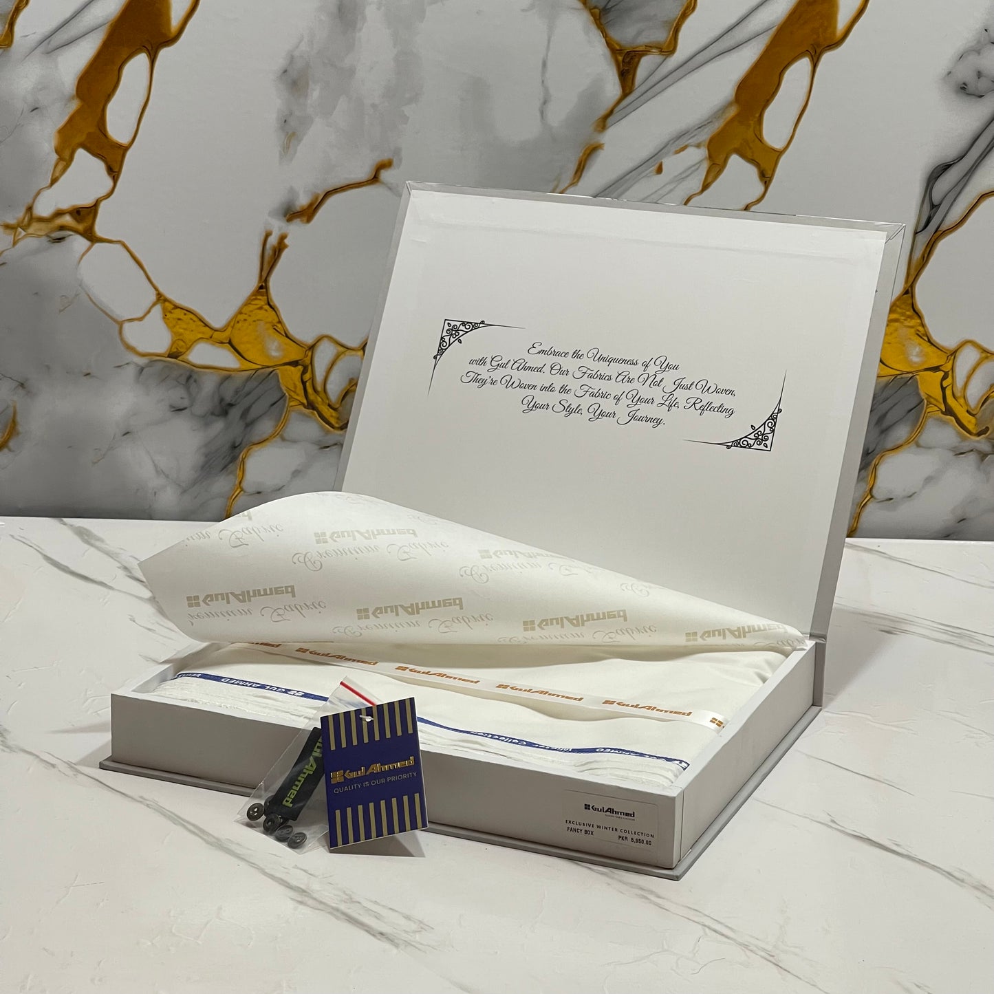 GulAhmed Men’s Gift Box – WHITE Unstitched Wash & Wear Suit