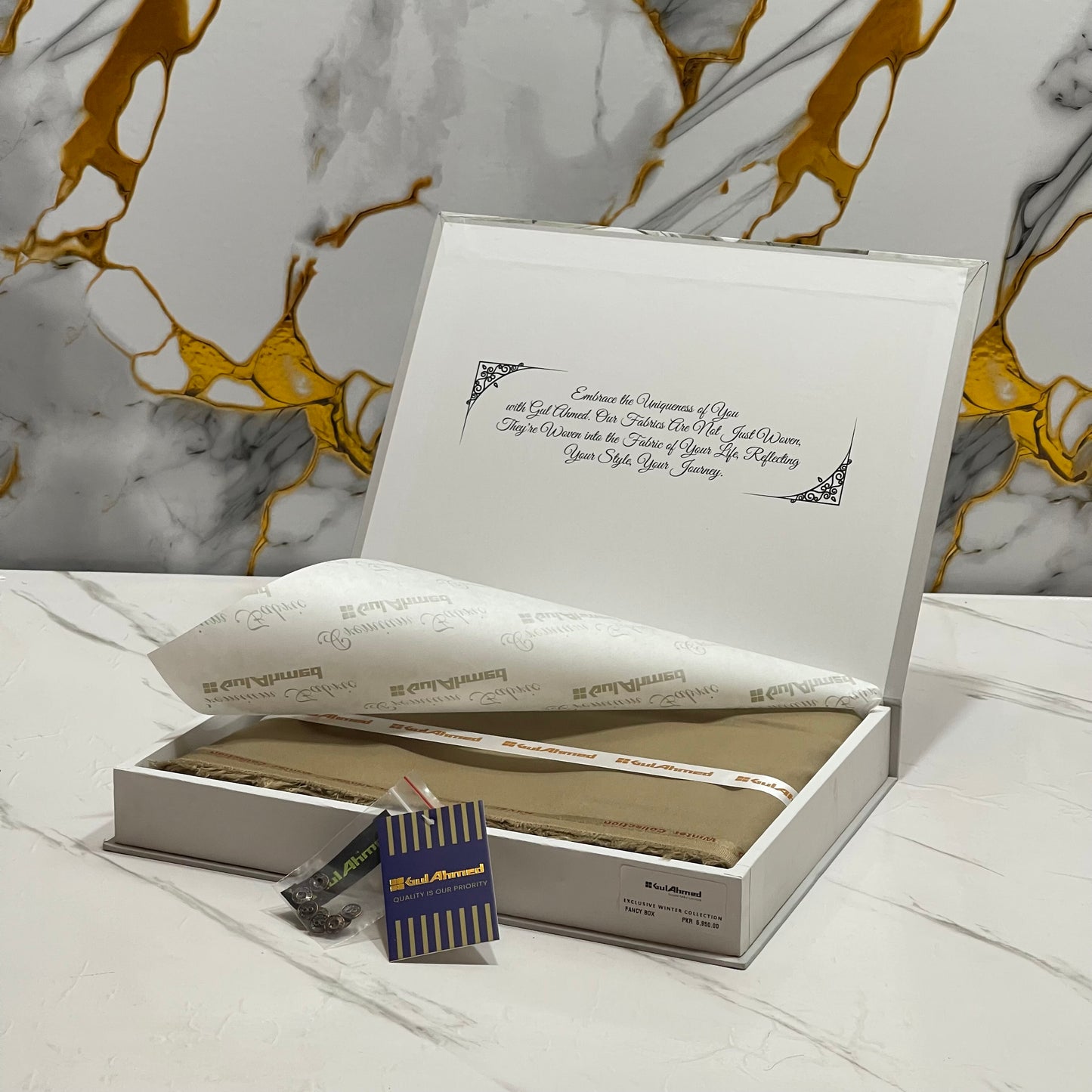 GulAhmed Men’s Gift Box – KHAAKI Unstitched Wash & Wear Suit