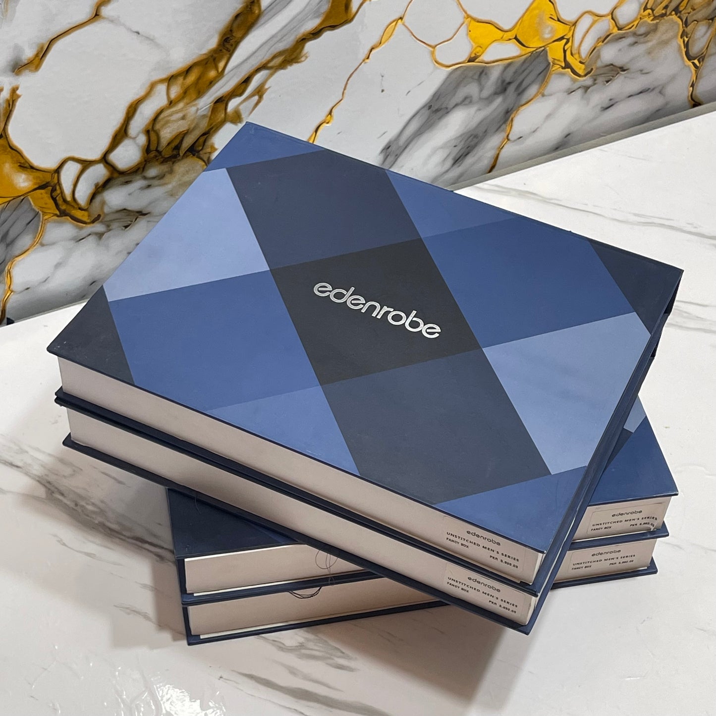 Edenrobe Men’s Gift Box –  BLACK Unstitched Wash & Wear Suit