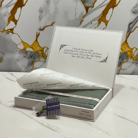 GulAhmed Men’s Gift Box – GREEN Unstitched Wash & Wear Suit