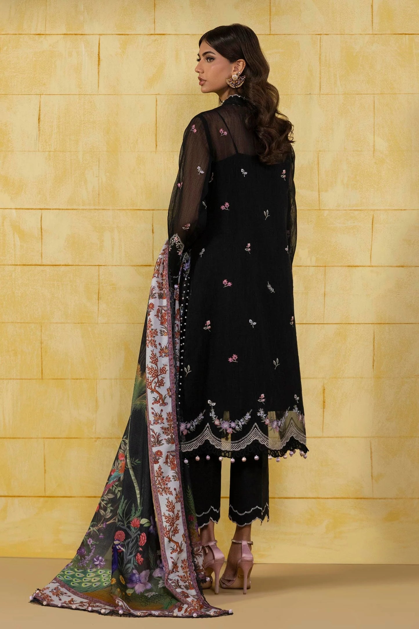 Sana Safinaz Winter Collection 3 Piece UNSTITCHED Suit - 2B